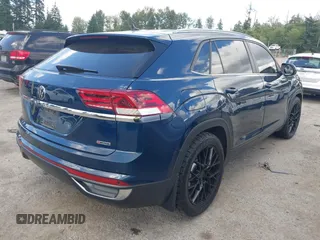 2020 Volkswagen Atlas with VIN 1V21C2CAXLC213034, listed as a IAAI auction lot 42649872 with 72,564 mi miles and . Bid and sale history available at DreamBid. Image 4.
