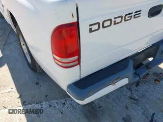 2001 Dodge Dakota with VIN 1B7FL26X71S161985, listed as a IAAI auction lot 41697721 with 218,168 mi miles. Bid and sale history available at carsss.com. Image 15.