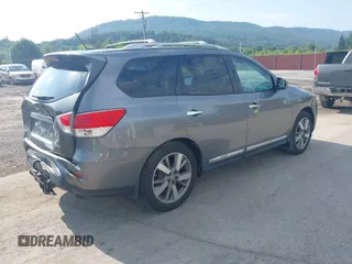2016 Nissan Pathfinder SL with VIN 5N1AR2MM5GC613495, listed as a IAAI auction lot 42670313 with 84,118 mi miles and . Bid and sale history available at DreamBid. Image 4.