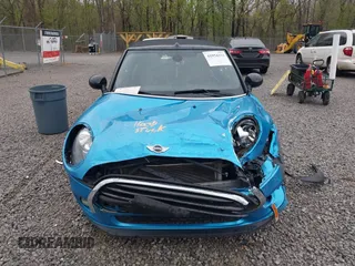 2016 MINI Convertible with VIN WMWWG5C52G3A81084, listed as a IAAI auction lot 41954333 with 78,558 mi miles and . Bid and sale history available at DreamBid. Image 12.