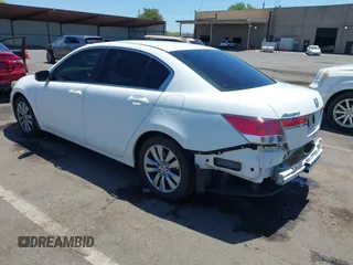2011 Honda Accord EX z VIN 1HGCP2F72BA136850, wystawiony jako IAAI lot #42316773 z przebiegiem 154 168 mil mil oraz . Historia ofert i sprzedaży dostępna na DreamBid. Obrazek 3.