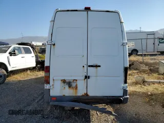2005 Freightliner Sprinter z VIN WDYPD544755837565, wystawiony jako Copart lot #75308584 z przebiegiem 383 888 mil mil oraz Tytuł czysty. Historia ofert i sprzedaży dostępna na DreamBid. Obrazek 6.
