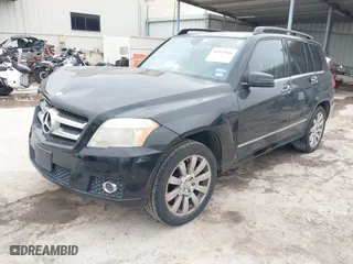2012 Mercedes-Benz GLK-Class GLK 350 with VIN WDCGG5GB7CF733494, listed as a IAAI auction lot 41933946 with 187,027 mi miles. Bid and sale history available at carsss.com. Image 17.