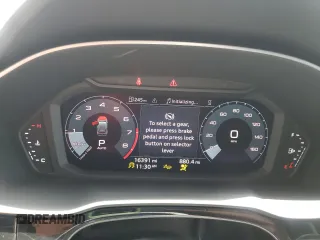 2025 Audi Q3 S line Premium z VIN WA1DECF36S1015826, wystawiony jako Copart lot #60429785 z przebiegiem 16 391 mil mil oraz Czysty tytuł • Clean title. Historia ofert i sprzedaży dostępna na DreamBid. Obrazek 9.