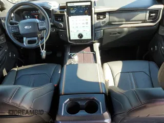 2024 Ford Expedition Max Platinum с VIN 1FMJK1M88REA39306, выставлен на аукционе Copart как лот 46135145 с пробегом 5 357 миль миль и Списание • Salvage title. История ставок и продаж доступна на DreamBid. Изображение 8.