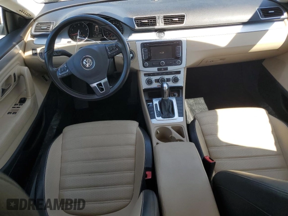 2013 Volkswagen CC Sport Plus z VIN WVWBP7AN7DE515951, wystawiony jako Copart lot #52251575 z przebiegiem 121 414 mil mil oraz Szkody całkowita. Historia ofert i sprzedaży dostępna na DreamBid. Obrazek 8.