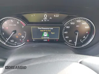 2024 Cadillac CT4 Luxury z VIN 1G6DA5RK2R0127414, wystawiony jako IAAI lot #41189546 z przebiegiem 6 383 mil mil oraz . Historia ofert i sprzedaży dostępna na DreamBid. Obrazek 7.