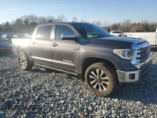 2018 Toyota Tundra SR5 z VIN 5TFHW5F11JX718907, wystawiony jako Copart lot #43446365 z przebiegiem 129 456 mil mil oraz Szkoda całkowita • Salvage title. Historia ofert i sprzedaży dostępna na DreamBid. Obrazek 4.