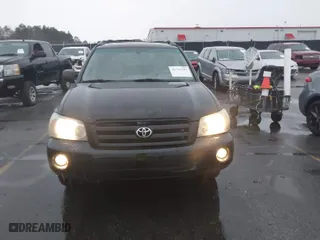 2004 Toyota Highlander with VIN JTEDP21A540007401, listed as a IAAI auction lot 41701595 with 268,302 mi miles. Bid and sale history available at carsss.com. Image 12.