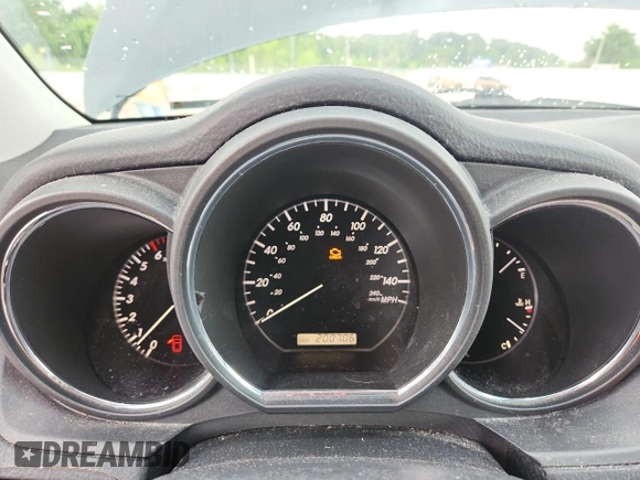2006 Lexus RX 330 z VIN 2T2HA31U96C090987, wystawiony jako Copart lot #61681485 z przebiegiem 200 706 mil mil oraz Nie do naprawy • Non repairable. Historia ofert i sprzedaży dostępna na DreamBid. Obrazek 9.