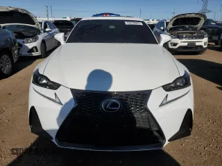 2018 Lexus IS 300 z VIN JTHC81D26J5033191, wystawiony jako Copart lot #53259005 z przebiegiem 62 295 mil mil oraz Szkoda całkowita • Salvage title. Historia ofert i sprzedaży dostępna na DreamBid. Obrazek 5.