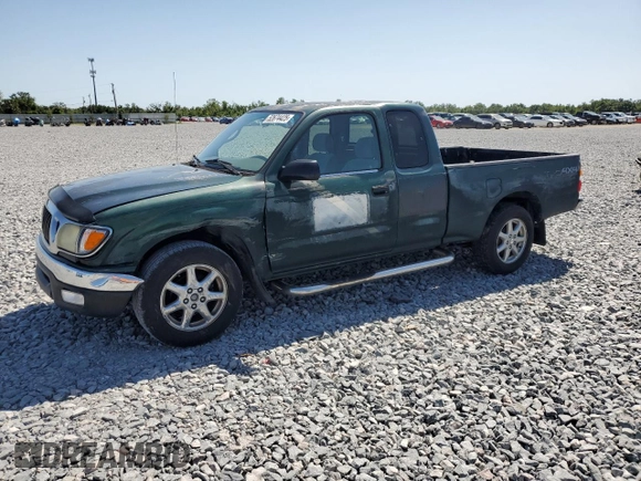 2002 Toyota Tacoma with VIN 5TEVL52N12Z107080, listed as a Copart auction lot 52674425 with 212,144 mi miles and Salvage title. Bid and sale history available at DreamBid. Image 1.