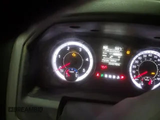 2016 Ram 1500 Tradesman z VIN 1C6RR7FM7GS311592, wystawiony jako Copart lot #46991055 z przebiegiem 154 276 mil mil oraz Szkoda całkowita • Salvage title. Historia ofert i sprzedaży dostępna na DreamBid. Obrazek 9.