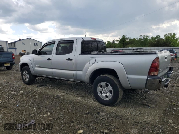 2005 Toyota Tacoma z VIN 5TEMU52N35Z126145, wystawiony jako Copart lot #55391105 z przebiegiem 150 046 mil mil oraz Szkoda całkowita • Salvage title. Historia ofert i sprzedaży dostępna na DreamBid. Obrazek 2.