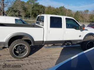 2014 Ford Super Duty F-250 SRW XL with VIN 1FT7W2BT4EEB32396, listed as a IAAI auction lot 41229390 with 196,303 mi miles. Bid and sale history available at carsss.com. Image 13.