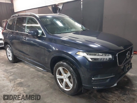 2016 Volvo XC90 Momentum with VIN YV4102XK4G1073932, listed as a IAAI auction lot 42093824 with 122,013 mi miles. Bid and sale history available at carsss.com. Image 1.