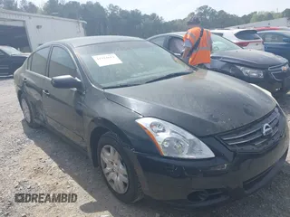 2010 Nissan Altima 2.5 S with VIN 1N4AL2AP3AC185718, listed as a IAAI auction lot 41924614 with 227,155 mi miles. Bid and sale history available at carsss.com. Image 1.