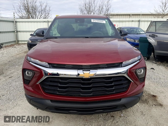 2024 Chevrolet TrailBlazer LS with VIN KL79MNSL8RB093249, listed as a Copart auction lot 84298804 with 8,050 mi miles and Salvage Title. Bid and sale history available at DreamBid. Image 5.