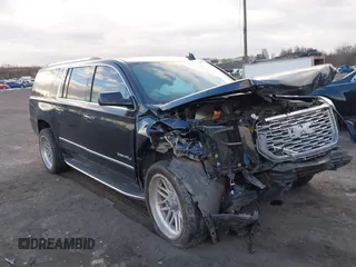 2020 GMC Yukon XL Denali with VIN 1GKS2HKJ9LR162043, listed as a IAAI auction lot 41351046 with 93,358 mi miles. Bid and sale history available at carsss.com. Image 1.