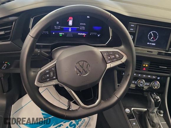 2023 Volkswagen Jetta SE with VIN 3VWEM7BUXPM009957, listed as a IAAI auction lot 42805780 with 2,429 mi miles and . Bid and sale history available at DreamBid. Image 7.