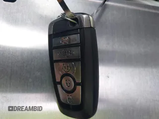 2018 Ford F-250 XL с VIN 1FT7W2BT9JEC77105, выставлен на аукционе IAAI как лот 42187476 с пробегом 211 051 миль миль и . История ставок и продаж доступна на DreamBid. Изображение 11.