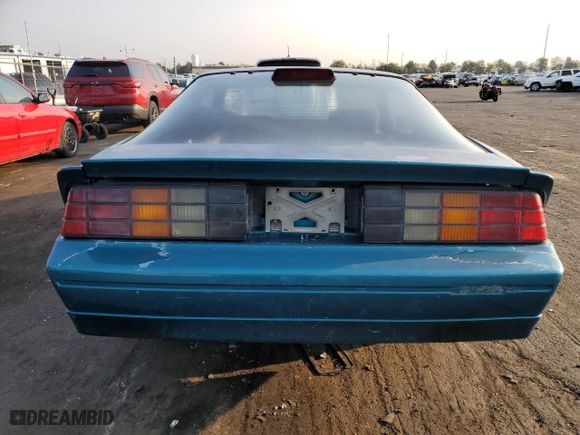 1986 Chevrolet Camaro Z28 Sport with VIN 1G1FP87H3GL113992, listed as a Copart auction lot 63439034 with 42,625 mi miles and Clean Title. Bid and sale history available at carsss.com. Image 6.