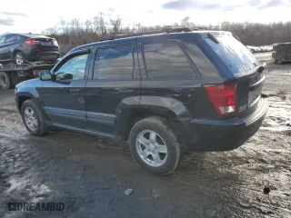 2006 Jeep Grand Cherokee Laredo with VIN 1J8GR48K76C326086, listed as a Copart auction lot 86928804 with 191,773 mi miles and Clean Title. Bid and sale history available at carsss.com. Image 2.