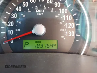 2009 Kia Sedona LX with VIN KNDMB233396300879, listed as a IAAI auction lot 41753122 with 183,754 mi miles. Bid and sale history available at carsss.com. Image 7.