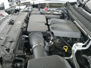 2024 Chevrolet Colorado 4WD ZR2 z VIN 1GCPTFEK9R1177298, wystawiony jako IAAI lot #42064294 z przebiegiem 3 827 mil mil oraz . Historia ofert i sprzedaży dostępna na DreamBid. Obrazek 20.