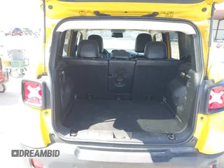 2017 Jeep Renegade Latitude с VIN ZACCJABB4HPF41542, выставлен на аукционе IAAI как лот 41972401 с пробегом 178 271 миль миль и . История ставок и продаж доступна на DreamBid. Изображение 17.