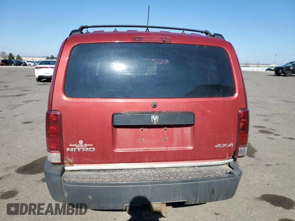 2007 Dodge Nitro SXT with VIN 1D8GU28K37W589333, listed as a Copart auction lot 50489415 with 210,797 mi miles and Salvage Title. Bid and sale history available at DreamBid. Image 6.