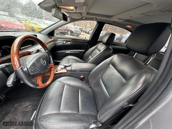 2012 Mercedes-Benz S-Class S 550 with VIN WDDNG9EB2CA444811, listed as a Copart auction lot 52600395 with 127,847 mi miles and Clean Title. Bid and sale history available at carsss.com. Image 9.