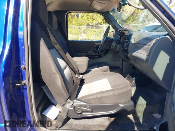2004 Ford Ranger XL with VIN 1FTYR10U54PA93287, listed as a IAAI auction lot 41284286 with 176,725 mi miles and . Bid and sale history available at carsss.com. Image 5.