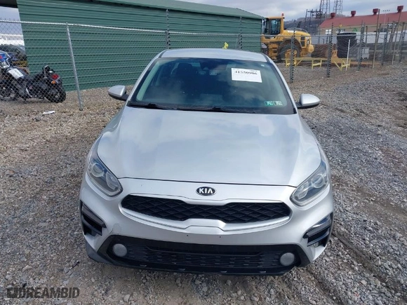 2019 Kia Forte FE with VIN 3KPF24AD4KE098957, listed as a IAAI auction lot 41550906 with NaN miles. Bid and sale history available at carsss.com. Image 12.