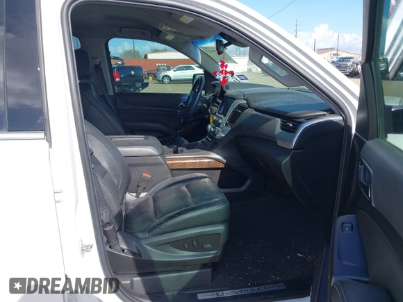 2019 Chevrolet Tahoe LT z VIN 1GNSCBKC0KR393975, wystawiony jako IAAI lot #41129927 z przebiegiem 119 470 mil mil oraz . Historia ofert i sprzedaży dostępna na DreamBid. Obrazek 5.