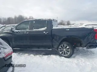 2023 Chevrolet Silverado 1500 RST with VIN 1GCUDEE81PZ200943, listed as a IAAI auction lot 41475353 with 24,538 mi miles and . Bid and sale history available at DreamBid. Image 13.