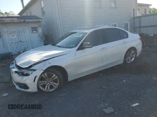 2016 BMW 3 Series 328i xDrive with VIN WBA8E3G55GNT77182, listed as a Copart auction lot 55740995 with 136,484 mi miles and Salvage title. Bid and sale history available at DreamBid. Image 1.