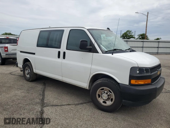 2020 Chevrolet Express Cargo with VIN 1GCWGAFP4L1248766, listed as a Copart auction lot 57220355 with 129,880 mi miles and Clean title. Bid and sale history available at DreamBid. Image 4.