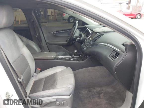 2015 Chevrolet Impala LT z VIN 2G1125S33F9193965, wystawiony jako IAAI lot #42427000 z przebiegiem 185 530 mil mil oraz . Historia ofert i sprzedaży dostępna na DreamBid. Obrazek 5.