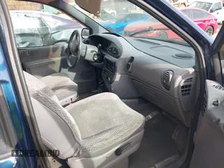 2000 Dodge Caravan SE z VIN 1B4GP44GXYB759910, wystawiony jako IAAI lot #40764911 z przebiegiem 167 315 mil mil oraz . Historia ofert i sprzedaży dostępna na DreamBid. Obrazek 5.