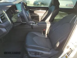 2022 Toyota Camry SE z VIN 4T1T11AK4NU063159, wystawiony jako Copart lot #53105395 z przebiegiem 43 679 mil mil oraz Szkoda całkowita • Salvage title. Historia ofert i sprzedaży dostępna na DreamBid. Obrazek 7.