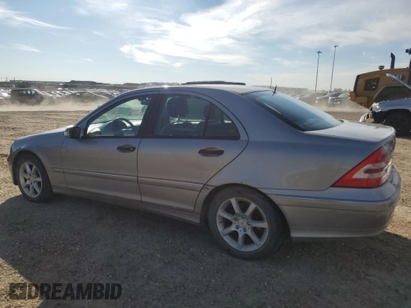 2006 Mercedes-Benz C 280 Luxury z VIN WDBRF92J66F818336, wystawiony jako Copart lot #62921035 z przebiegiem 247 178 mil mil oraz Czysty tytuł • Clean title. Historia ofert i sprzedaży dostępna na DreamBid. Obrazek 2.