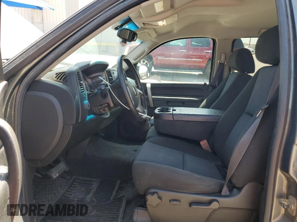 2011 GMC Sierra 1500 SLE with VIN 3GTP2VE38BG188869, listed as a Copart auction lot 60488425 with 300,788 mi miles and Salvage title. Bid and sale history available at DreamBid. Image 7.