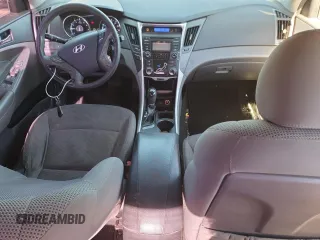 2013 Hyundai Sonata GLS z VIN 5NPEB4AC6DH534595, wystawiony jako Copart lot #87608475 z przebiegiem 190 407 mil mil oraz Szkoda całkowita • Salvage title. Historia ofert i sprzedaży dostępna na DreamBid. Obrazek 8.
