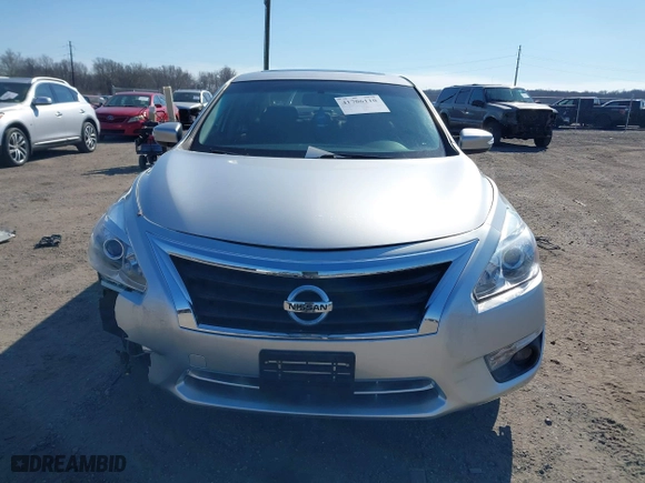 2015 Nissan Altima 2.5 with VIN 1N4AL3AP7FN380111, listed as a IAAI auction lot 41706110 with 94,761 mi miles. Bid and sale history available at carsss.com. Image 12.
