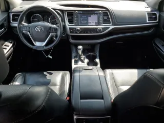 2015 Toyota Highlander Limited с VIN 5TDDKRFH9FS115196, выставлен на аукционе Copart как лот 61148135 с пробегом 115 623 миль миль и Списание • Salvage title. История ставок и продаж доступна на DreamBid. Изображение 8.