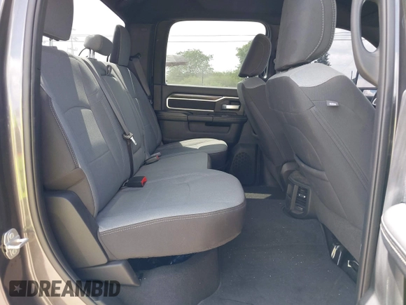 2024 Ram 2500 Big Horn with VIN 3C6UR5DL9RG343480, listed as a IAAI auction lot 42425281 with 21,374 mi miles and . Bid and sale history available at DreamBid. Image 8.