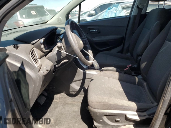 2020 Chevrolet Trax LS with VIN KL7CJKSB4LB033240, listed as a Copart auction lot 46091285 with 75,206 mi miles and Salvage Title. Bid and sale history available at carsss.com. Image 7.