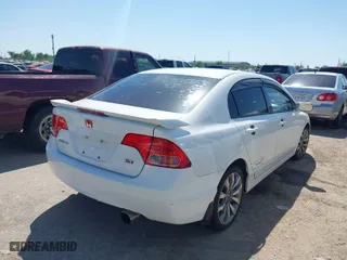 2008 Honda Civic Sdn Si with VIN 2HGFA555X8H709097, listed as a IAAI auction lot 41993149 with 219,146 mi miles. Bid and sale history available at carsss.com. Image 4.