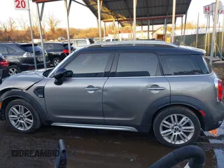 2019 MINI Countryman Cooper with VIN WMZYS7C58K3F47079, listed as a IAAI auction lot 41394707 with 48,917 mi miles. Bid and sale history available at carsss.com. Image 14.